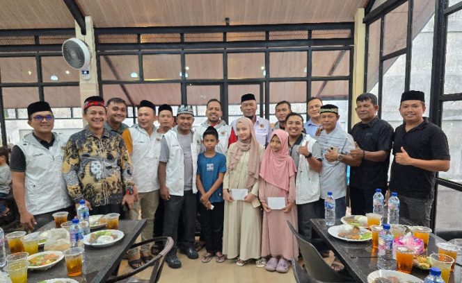 
					PWI Nagan Raya Gelar Buka Puasa Bersama dan Santuni Anak Yatim. | Foto : ist