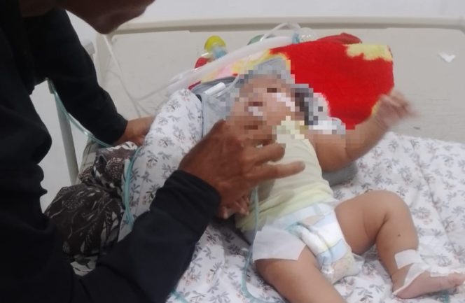
					Kisah Pilu Bayi Penderita Jantung Bocor di Nagan Raya, Harapkan Bantuan Para Dermawan dan Pemerintah