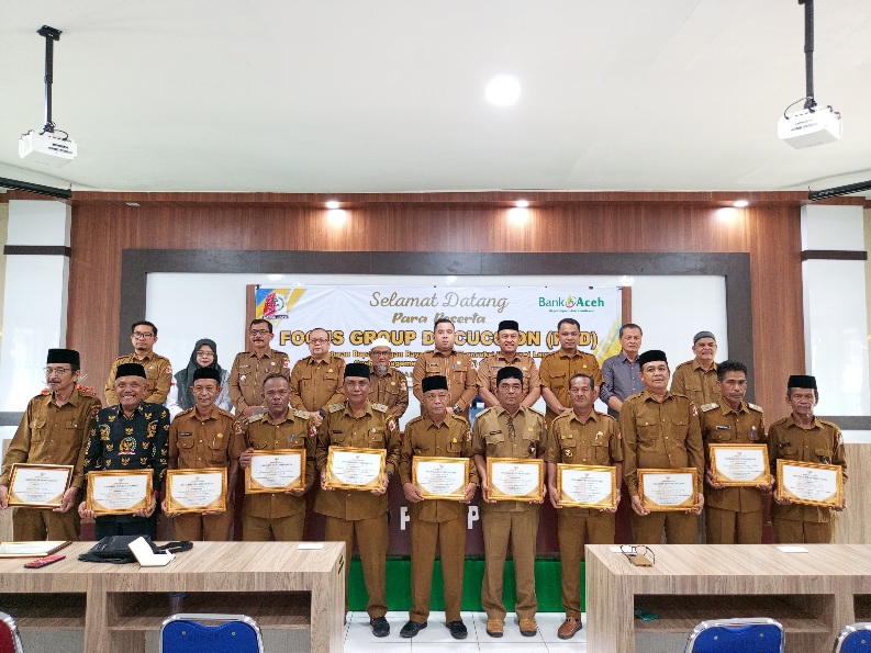 Pemberian Penghargaan Kecamatan dan Gampong Tercepat Pencairan Dana Desa Tahap I 2026 | Foto : ist