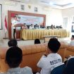 Wabup Abdya Zaman Akli memberikan sambutan pada kegiatan Pembukaan Musrenbang RKPD tahun 2027 di Aula Teungku Dikila, Rabu, 15 April 2026.
NARASITERKINI | TAUFIK
