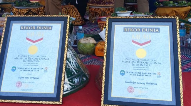 Penghargaan Rekor MURI Meuseuraya Toet Leumang dan Tape Terbanyak di Abdya