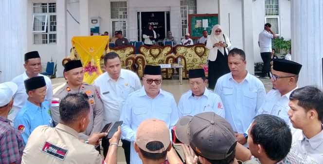 
					Bupati Nagan Raya Harap DPR Gampong Kompak untuk Bangun Desa dengan Keuchik