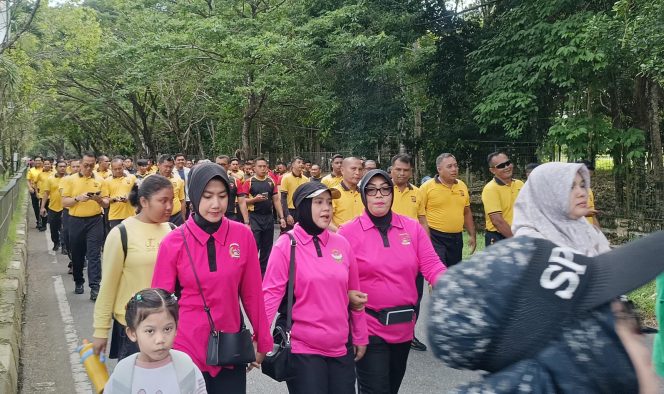 
					Aneka Kegiatan di Momen HUT Bhayangkara ke-80 di Nagan, Olahraga, Bedah Rumah, Hingga Operasi Bibir Sumbing Gratis