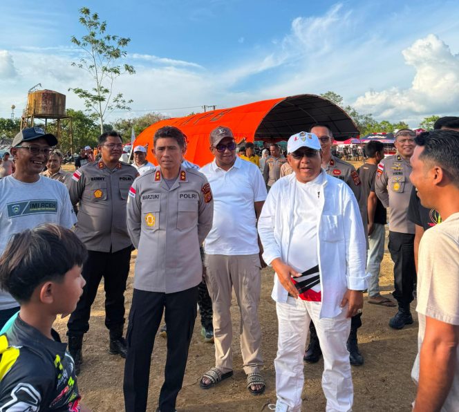 
					Kapolda Aceh Tinjau Lapangan Grasstrack Alun-alun Suka Makmue, Berikut Kegiatan Polisi Bintang Dua Tersebut di Nagan Raya 