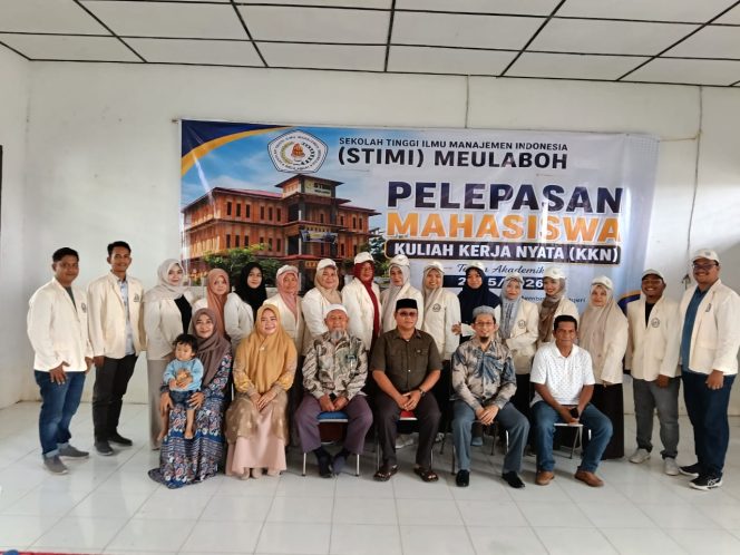 
					STIMI Meulaboh Lepas KKN-KPM, Camat Kaway XVI: Kehadiran Mahasiswa Harus Memberikan Manfaat Nyata 