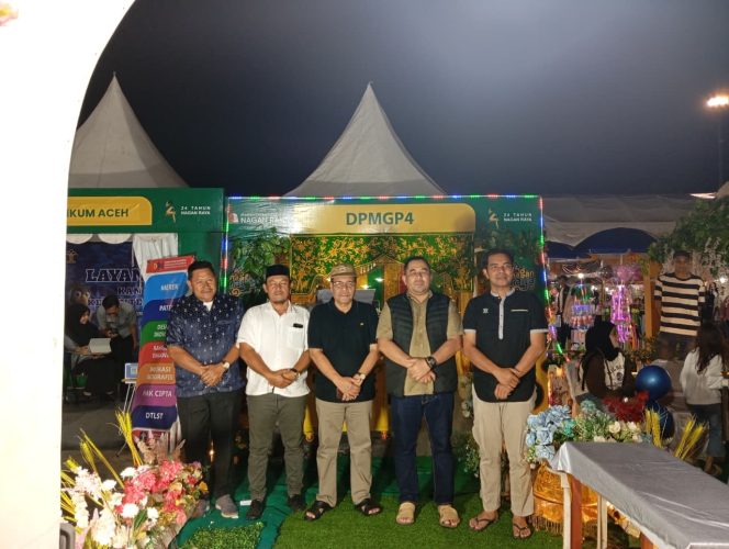 
					Stand DPMGP4 Edukatif dan Efektif Promosikan Potensi Gampong, Ketua DPD MKGR Nagan Raya Beri Apresiasi 