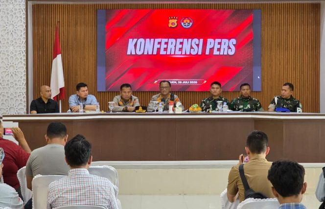 
					Polisi Tangkap Oknum Brimob Bandar Narkoba, Seorang Anggota POM TNI Gugur Saat Bantu di TKP 