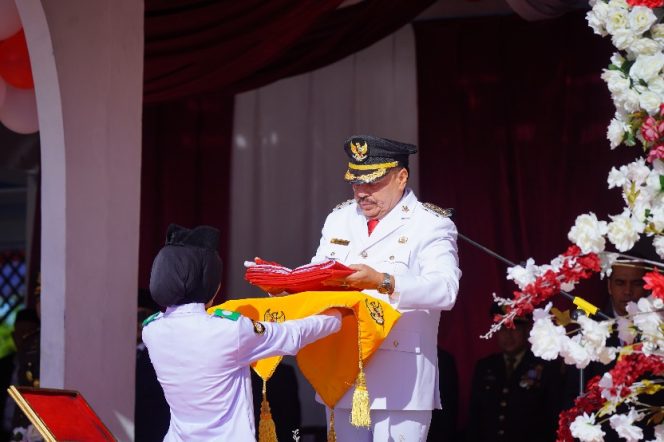 
					Bupati TRK Pimpin Upacara HUT ke-81 RI di Nagan Raya