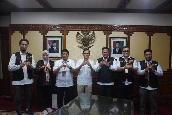 
					Ikuti Pendataan, Wakil Gubernur Aceh Fadhlullah Ajak Masyarakat Ikut Partisipasi Sensus Ekonomi 2026