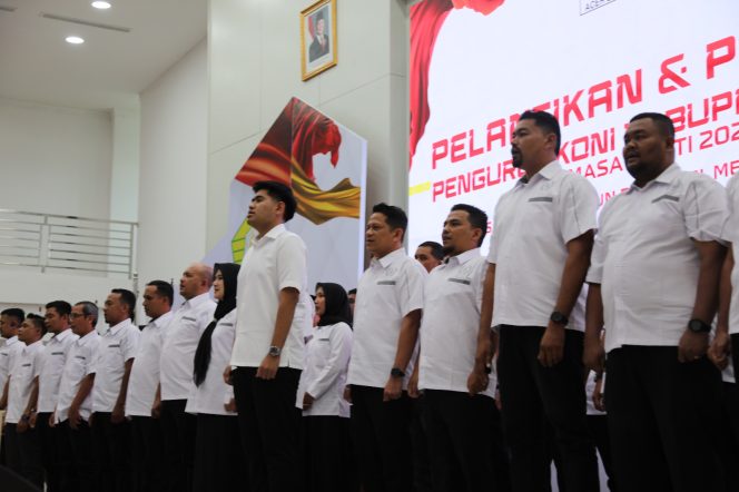 
					Teuku Adian Resmi Dilantik Sebagai Ketua KONI Aceh Barat Periode 2026-2030