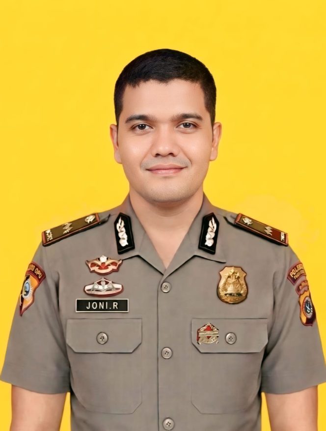 
					Sosok Polisi Peduli Sosial, Aipda Jonni Rahmad Bangun Empat Rumah untuk Fakir Miskin